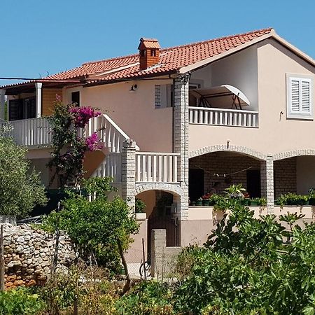 Sućuraj Apartments Mladen מראה חיצוני תמונה