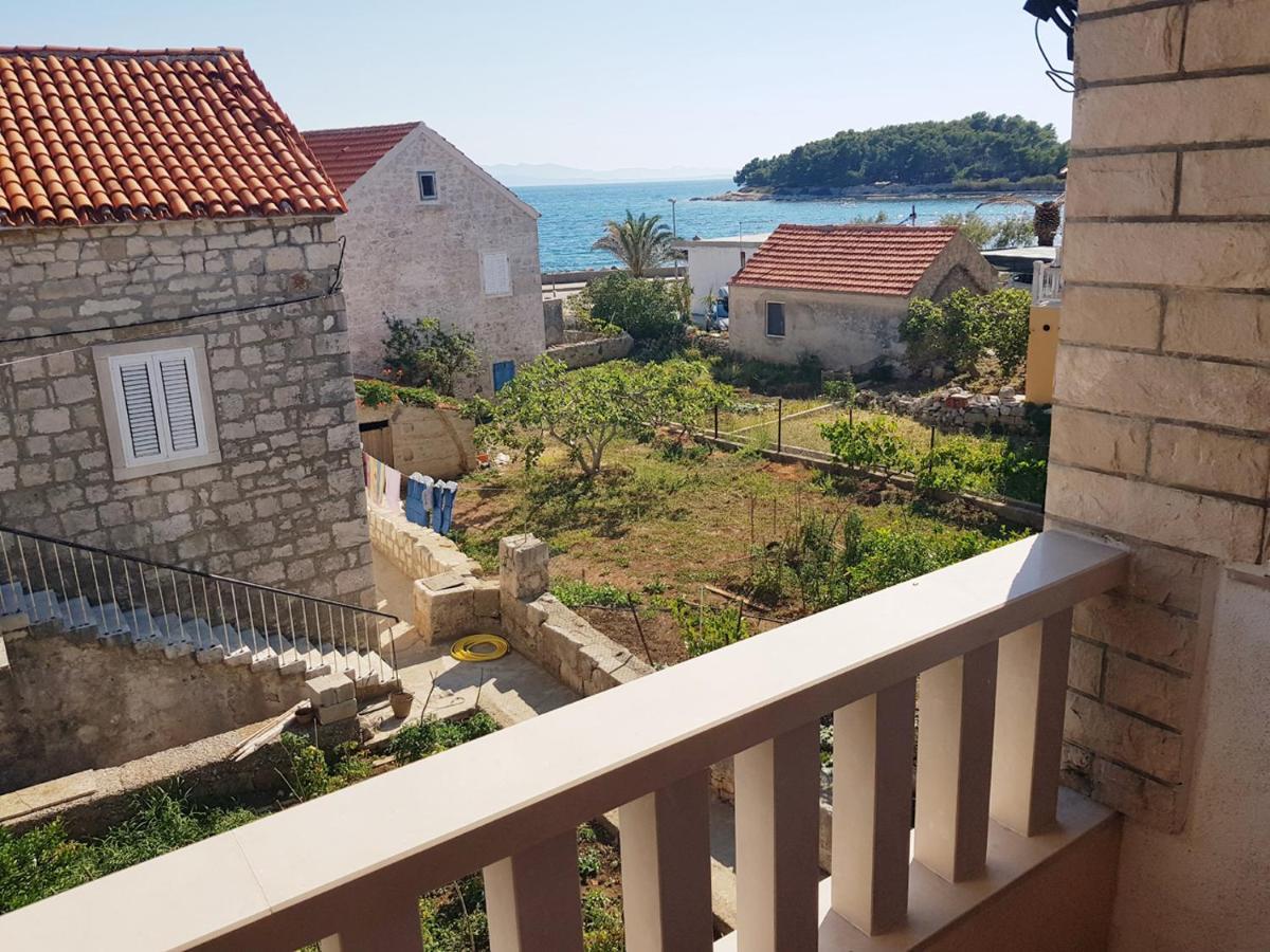 Sućuraj Apartments Mladen מראה חיצוני תמונה