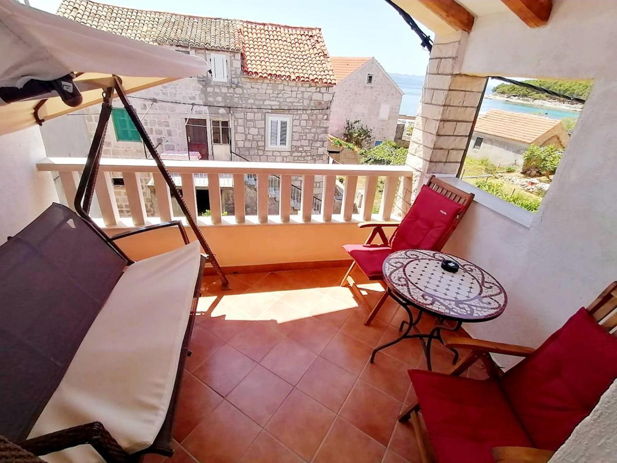 Sućuraj Apartments Mladen מראה חיצוני תמונה