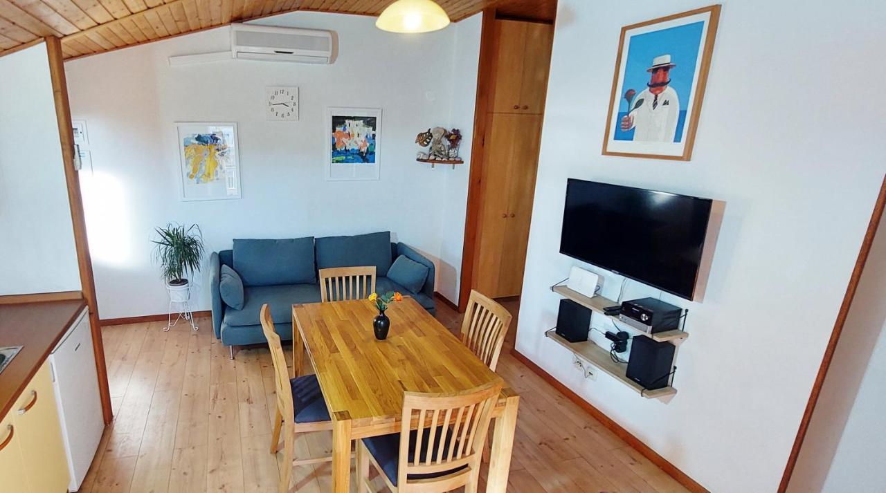 Sućuraj Apartments Mladen מראה חיצוני תמונה