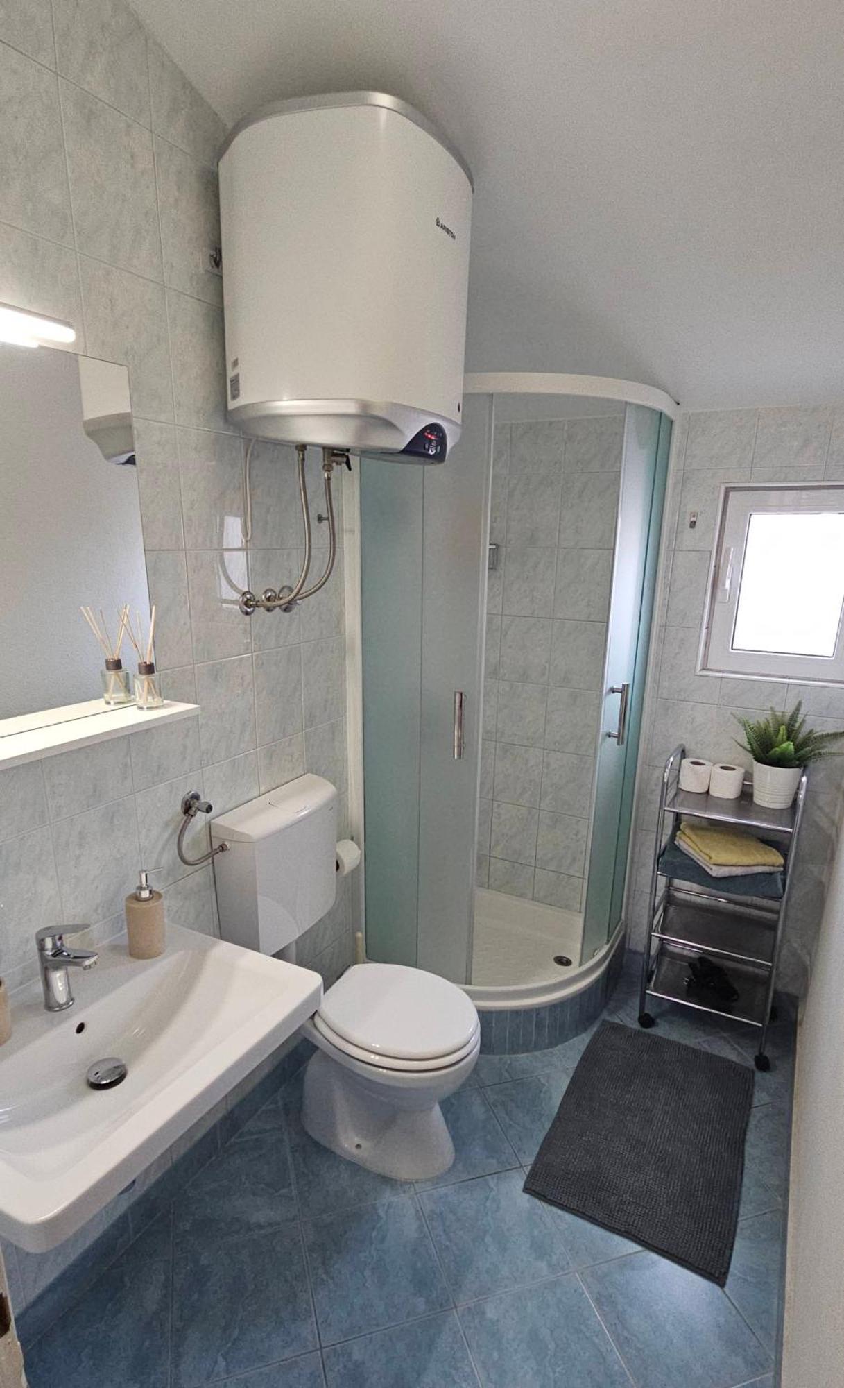 Sućuraj Apartments Mladen מראה חיצוני תמונה